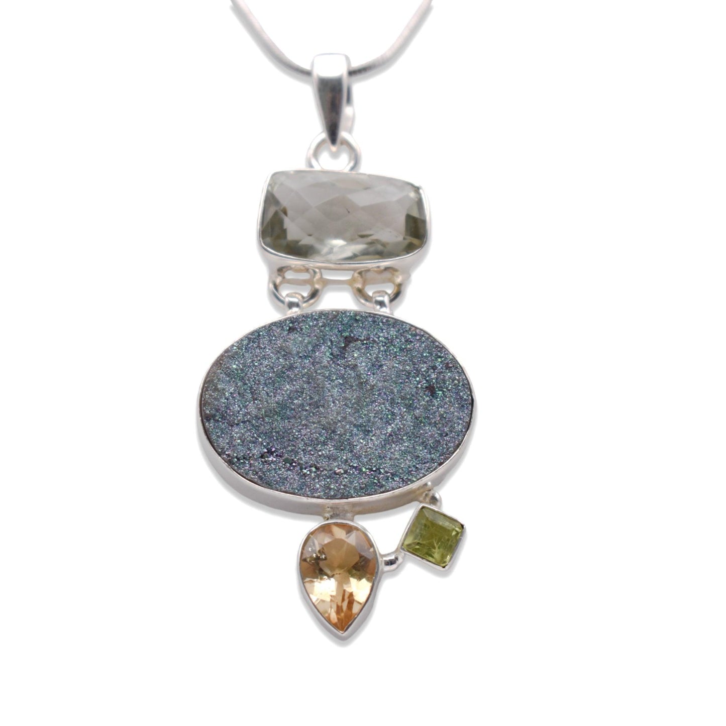 Close up Druzy Pendant With Smokey Peridot with chain