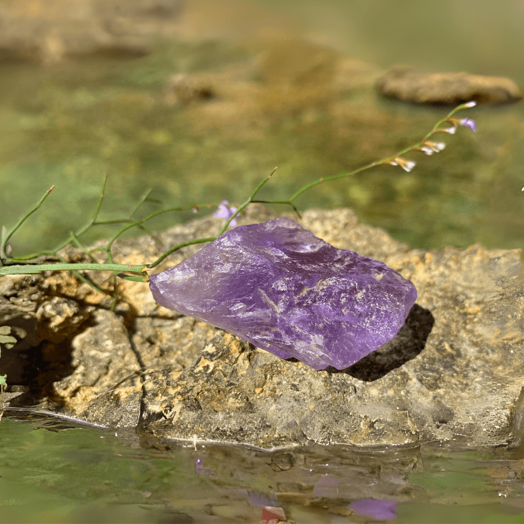 Amertine stone in a natural setting