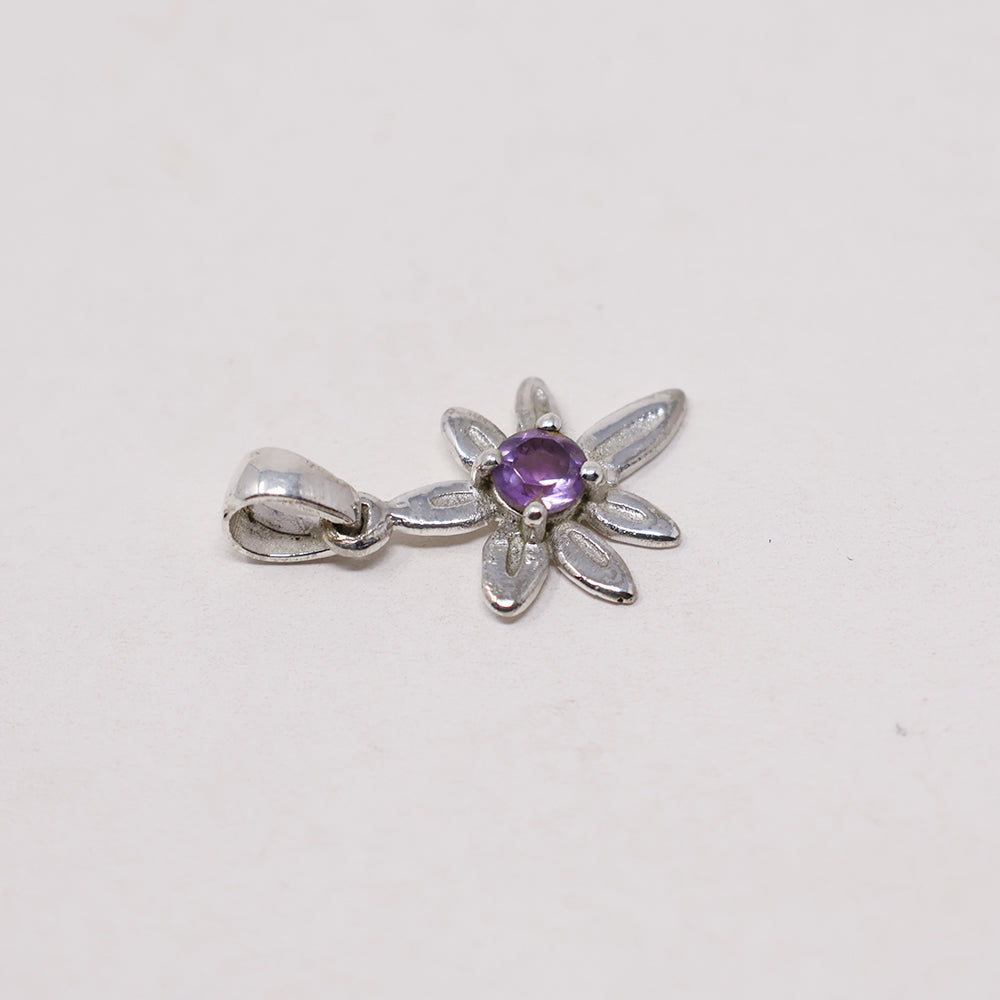 Amethsyt Flower Silver Pendant