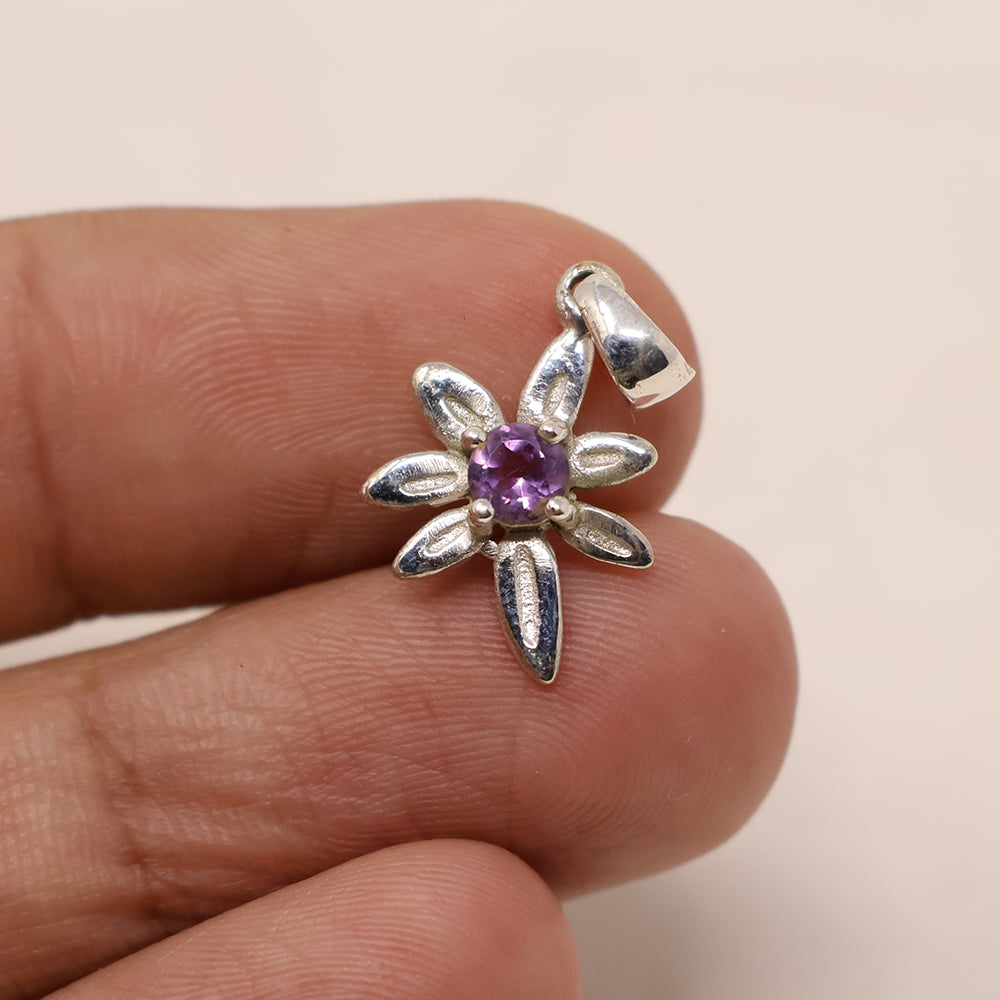 Amethsyt Flower Silver Pendant