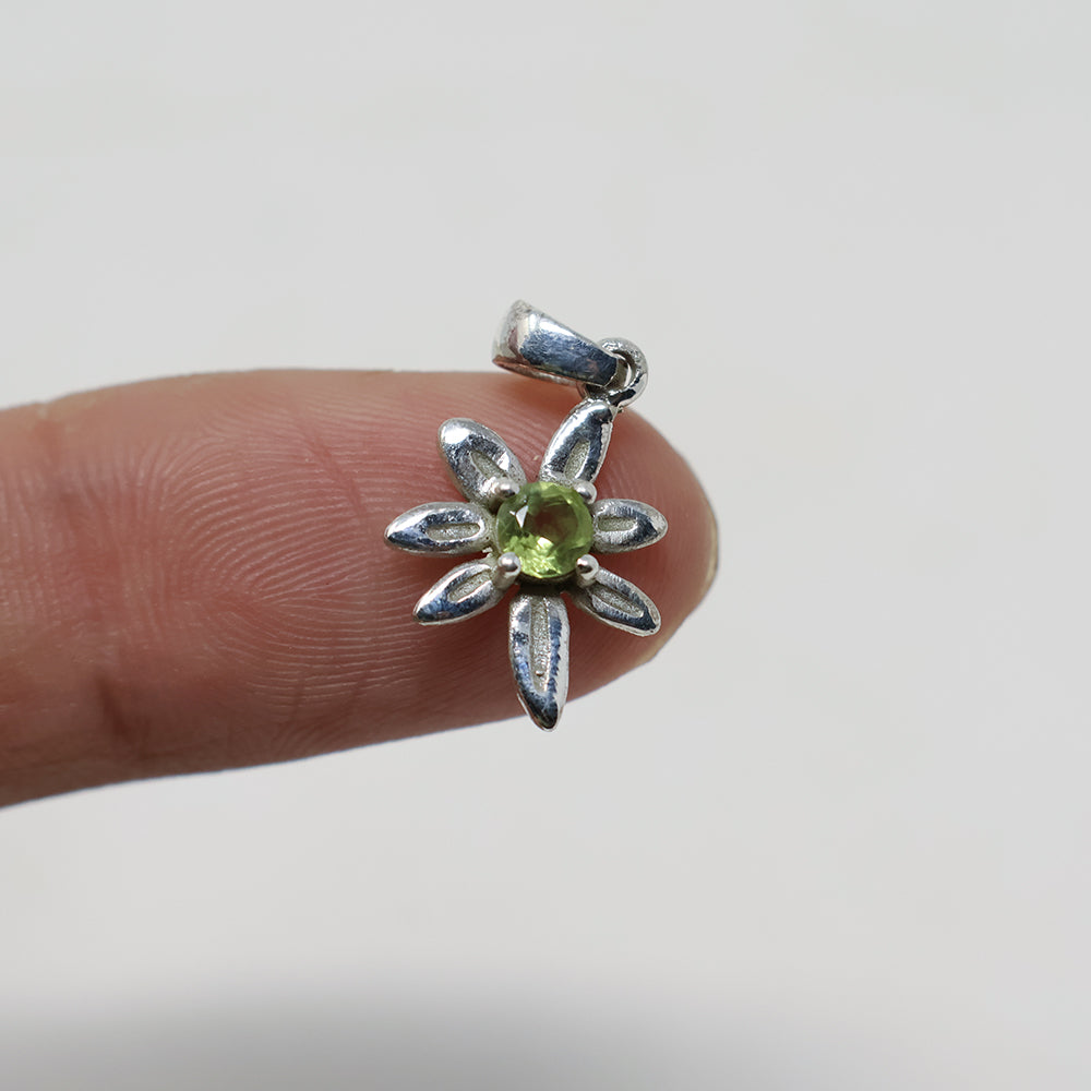Peridot Flower Silver Pendant