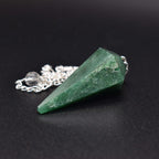 Green Aventurine Pendulum - Mystic Gleam
