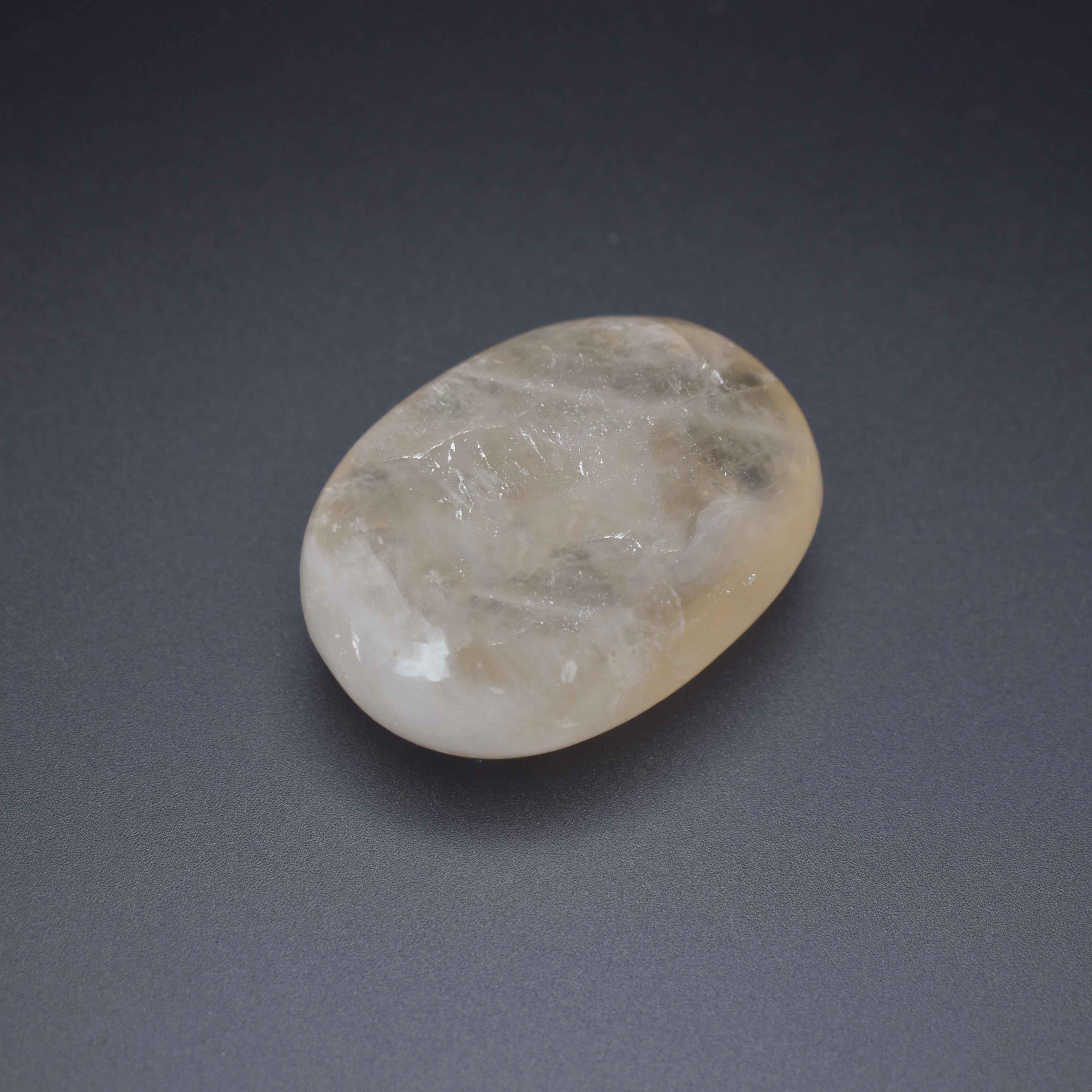 Indian Citrine Palm Stone - Mystic Gleam