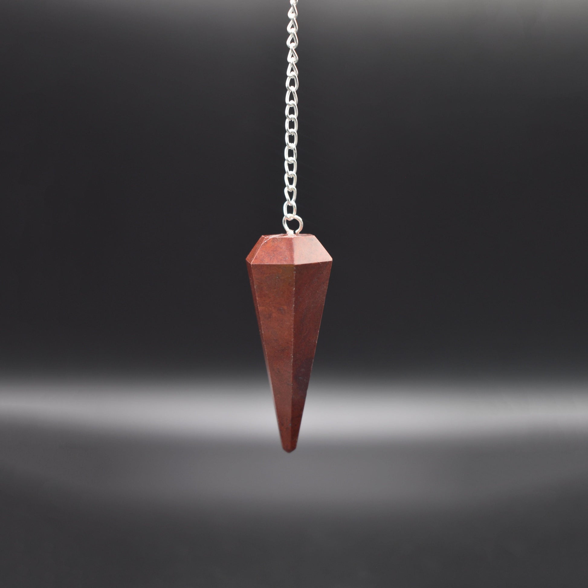 Red Jasper Pendulum - Mystic Gleam